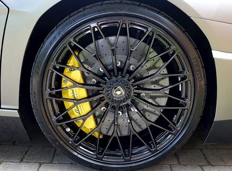 Lamborghini Aventador SV LP750-4 Roadster 10
