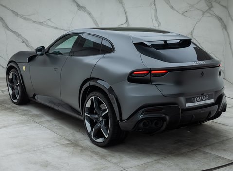 Ferrari Purosangue 13