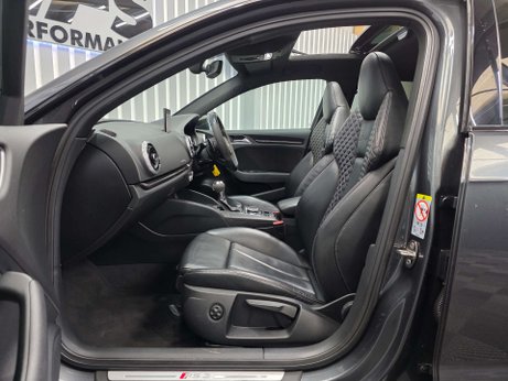 Audi RS3 2.5 TFSI Audi Sport Edition Sportback 5dr Petrol S Tronic quattro Euro 6 (s 37