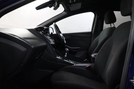 Ford Focus ST-LINE X 43