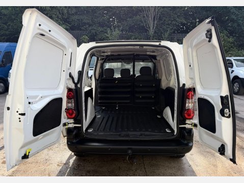 Peugeot Partner 1.6 HDi 850 Professional Panel Van 4dr Diesel Manual L1 (132 g/km, 90 bhp) 29