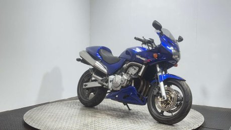 Honda CB 2002 42K 600CC COMMUTER PROJECT BIKE SPARES OR REPAIR 2