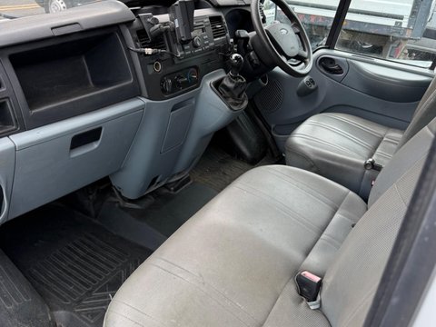 Ford Transit 2.4 TDCi 350 Duratorq RWD L2 H3 3dr 8