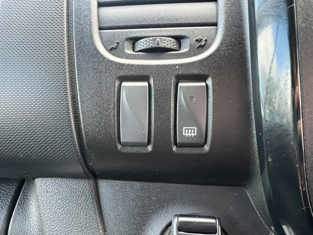 Vauxhall Vivaro SWB Low Roof Sportive 2700 Air Con Sensors Euro 6 NO VAT 31