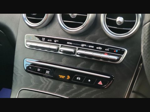Mercedes-Benz GLC GLC 300 D 4MATIC AMG LINE PREMIUM PLUS 21