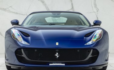 Ferrari 812 Superfast 4
