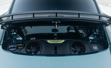 Porsche 911 GT3 TOURING (992.2) 45