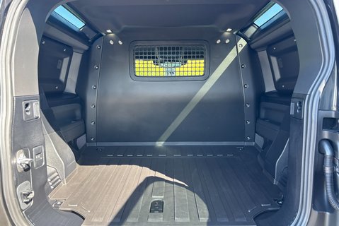 Land Rover Defender 90 D300 Hard Top X-Dynamic HSE - Air Suspension 11