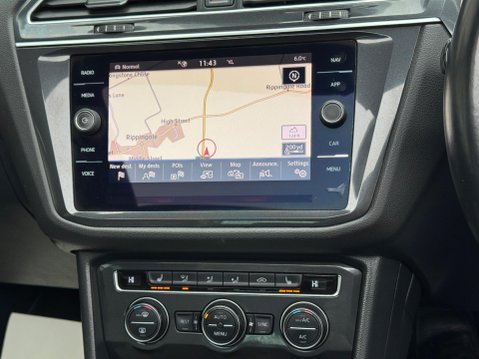 Volkswagen Tiguan 2.0 TDI R-Line Euro 6 (s/s) 5dr 16