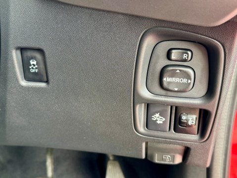 Toyota Aygo VVT-I X-PLAY TSS 20