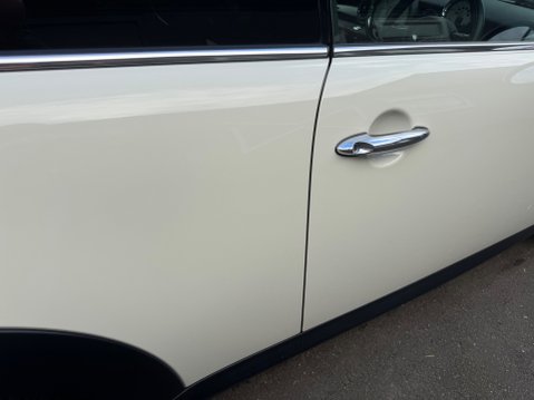 Mini Hatch COOPER 14
