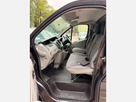 Vauxhall Vivaro 2.0 CDTi Sportive Panel Van 4dr Diesel Manual FWD L1 (202 g/km, 113 bhp) 35