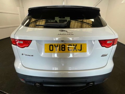 Jaguar F-Pace 2.0 F-PACE R-Sport AWD D Auto 4WD 5dr 4