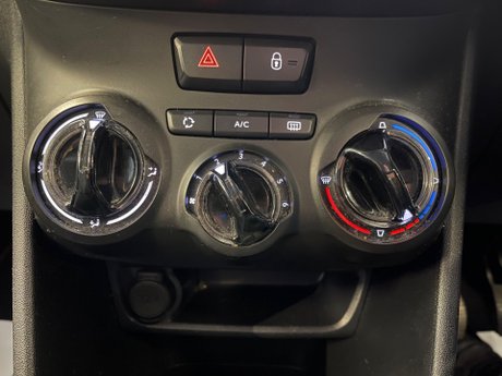 Peugeot 208 1.0 PureTech Access (a/c) Euro 6 5dr 14