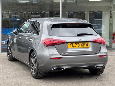 Mercedes-Benz A Class A 180 SPORT EXECUTIVE MHEV 7