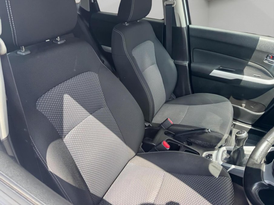 2017 Suzuki Vitara — image 9