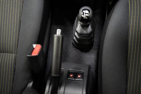 Suzuki Jimny Sierra SUV 1.5 AUTOMATIC petrol 14