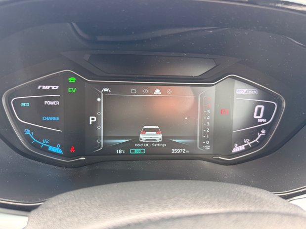 Kia Niro 3 25