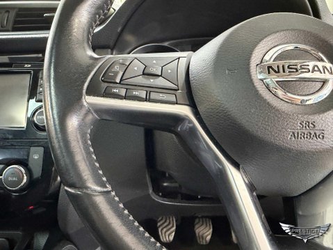 Nissan Qashqai 1.5 dCi N-Connecta Euro 6 (s/s) 5dr 53