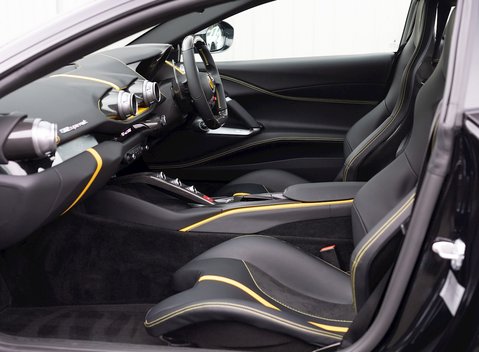 Ferrari 812 Superfast 15