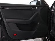 Skoda Octavia SE L TSI DSG 44