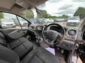 Renault Trafic Crew Cab SWB L1H1 Sport SL27 Air Con Alloys Nav Se 27
