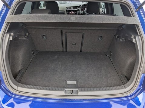 Volkswagen Golf R TSI 4MOTION DSG 18