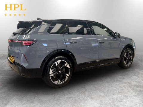 Vauxhall Grandland 73kWh Ultimate SUV 5dr Electric Auto (213 ps) Full Leather Trim - Heated Se 7