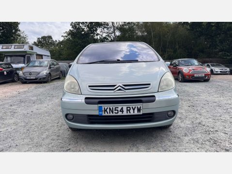 Citroen Xsara Picasso 1.8i 16V Desire MPV 5dr Petrol Manual (184 g/km, 117 bhp) 2