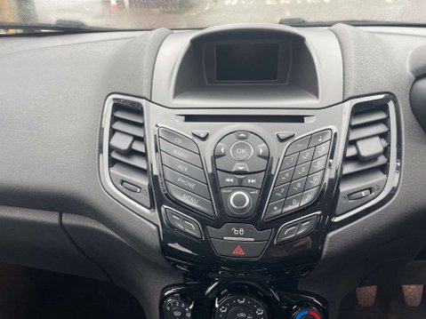 Ford Fiesta 1.2 Fiesta Zetec 5dr 37