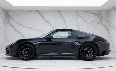 Porsche 911 Targa 4S (992) 4