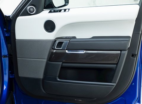 Land Rover Range Rover Sport 5.0 SVR Carbon Edition 22
