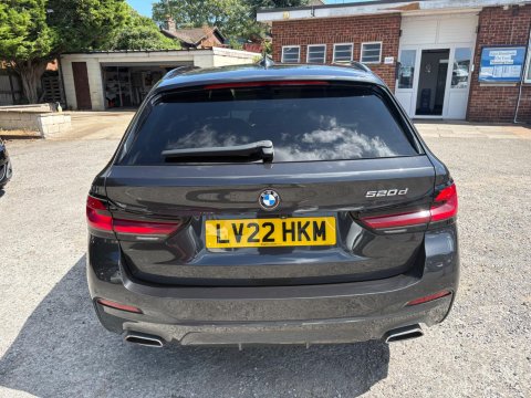 BMW 5 Series 520D M SPORT TOURING MHEV 8