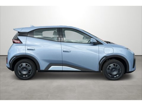 BYD Dolphin Surf 65kw Active 30kwh Auto 10