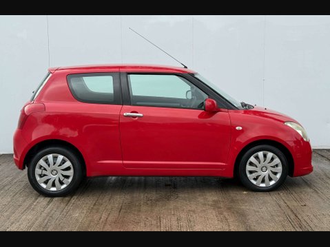 Suzuki Swift 1.3 Swift GL 3dr 4