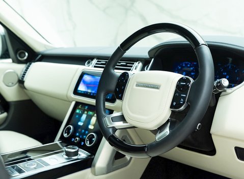 Land Rover Range Rover 4.4 SDV8 Autobiography 9