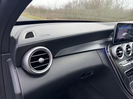 Mercedes-Benz C Class C300 D AMG Line Night Edition Premium Auto Diesel MEMORY SEATS/PARKTRONIC 16