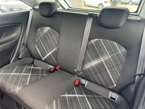 Vauxhall Corsa 1.0i Turbo ecoFLEX Limited Edition Euro 6 (s/s) 3dr 29
