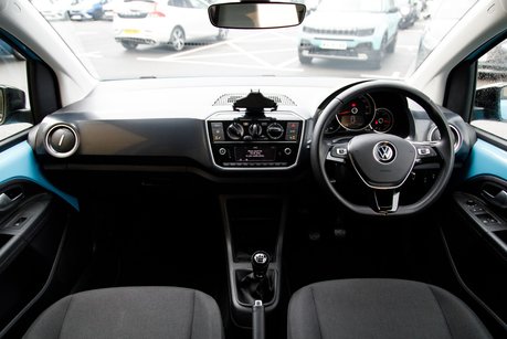 Volkswagen Up R-LINE