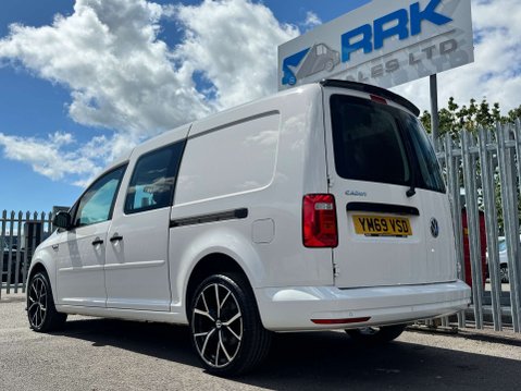 Volkswagen Caddy Maxi 2.0 TDI C20 Crew Van Double Cab 5dr Diesel Manual LWB Euro 6 (s/s) (102 ps) 7