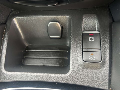 Nissan Qashqai 1.5 dCi N-Connecta SUV 5dr Diesel Manual Euro 6 (s/s) (115 ps) 34