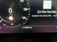 Land Rover Range Rover Evoque 2.0 D200 R-DYNAMIC HSE MHEV 33