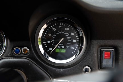 Jensen Interceptor III ‘S’ 24