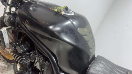Yamaha FZS FAZER 1999 CUSTOM BUILD PROJECT BIKE 600CC SCRAMBLER 17