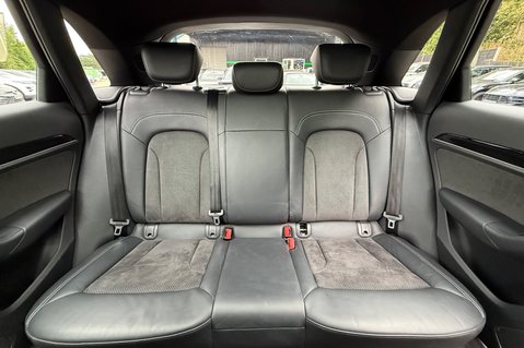 Audi Q3 TDI QUATTRO BLACK EDITION - PAN ROOF - 20 INCH ALLOYS 21