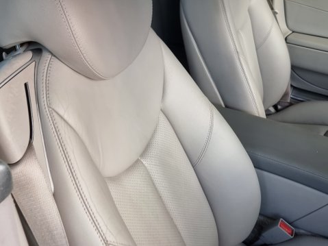 Mercedes-Benz SL Series SL350 31