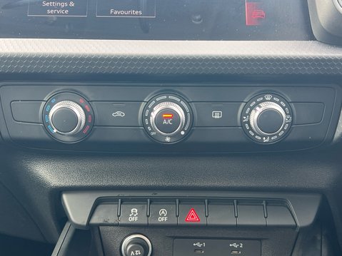 Audi A1 SPORTBACK TFSI TECHNIK 25