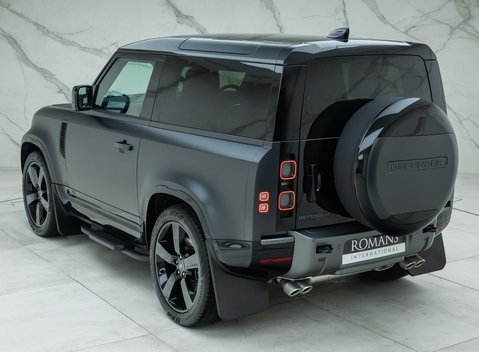 Land Rover Defender 90 V8 Carpathian Edition 9