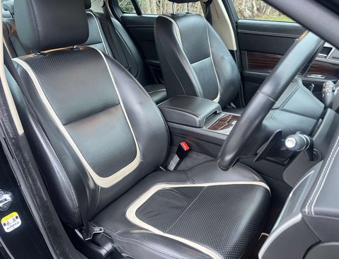 Jaguar XF 2.2d Portfolio Saloon 4dr Diesel Auto Euro 5 (s/s) (200 ps) 15