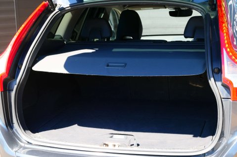 Volvo XC60 2.4 XC60 SE Luxury Nav D5 AWD Auto 4WD 5dr 18